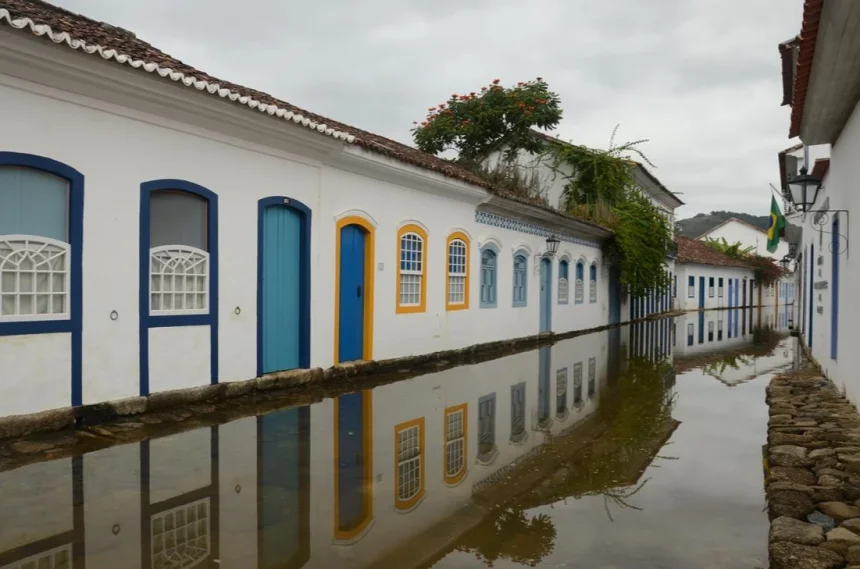 Trindade – trilhas e cachoeiras